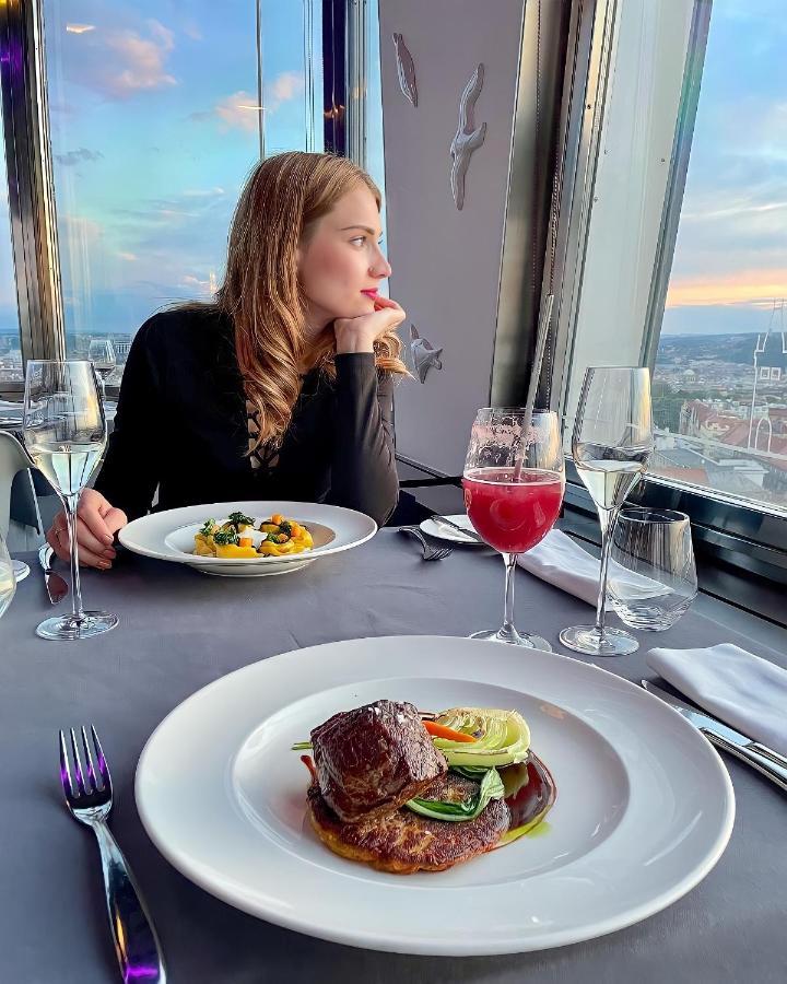 Sky Suite Hotel Praga Zewnętrze zdjęcie